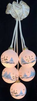 Glaskugelschmuck beleuchtet mit Dorf versch. Farben 5er/7er