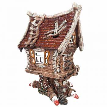Hexen Haus mit Hühnerbein seitenansicht mit Fenster, holzfarbener verkleidung, braunem Dach und Leiter auf dem Dach