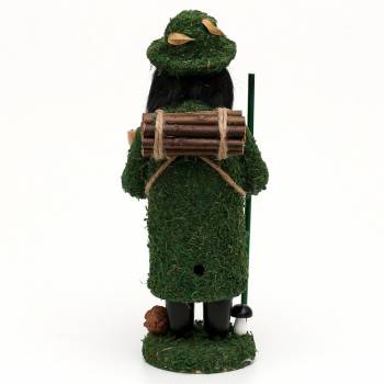 raeuchermaennchen Moosmann im grünen Mantel und Hut mit gebündeltem Holz auf dem Rücken