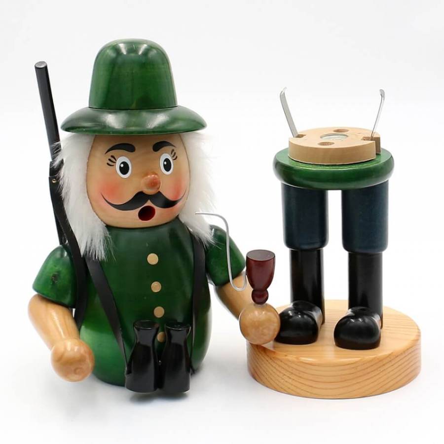 Räucherfigur Jäger inm grünem Gewand mit Feldstecher und Gewehr