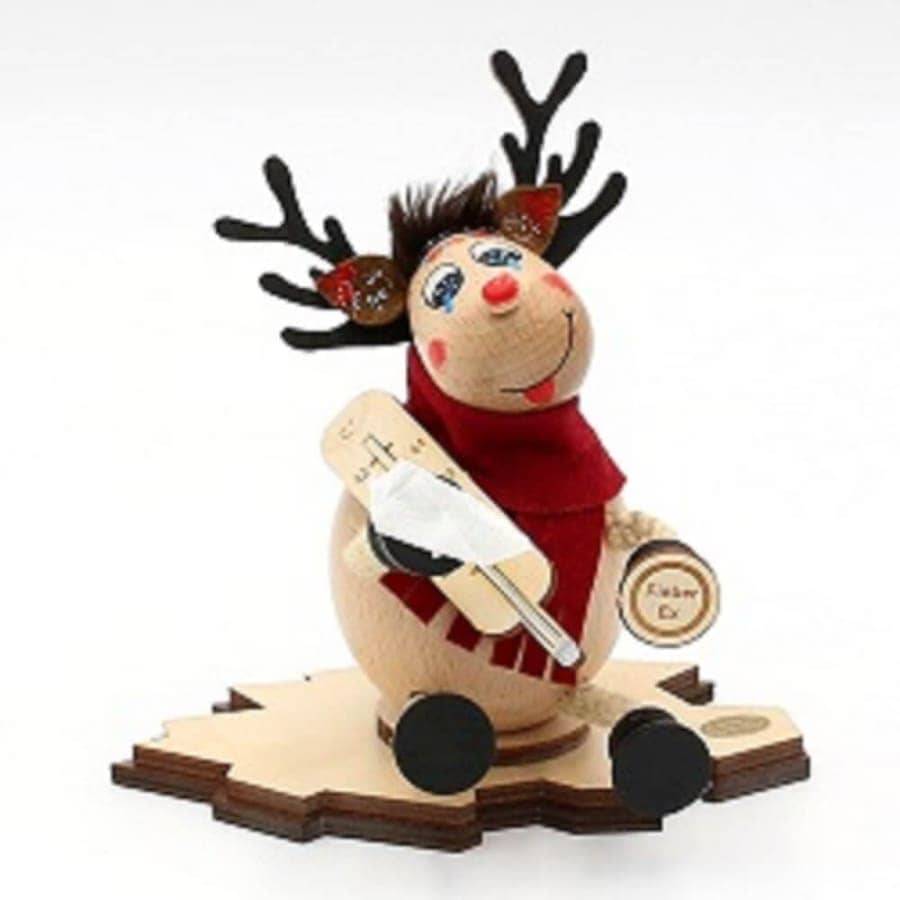 Räuchermännchen lustigerRäucher-Elch-mit-großem-Thermometer-Medizin-rotem-Schal. Räucherfigur räuchert zwischen dem Geweih originale Erzgebirge Holzkunst