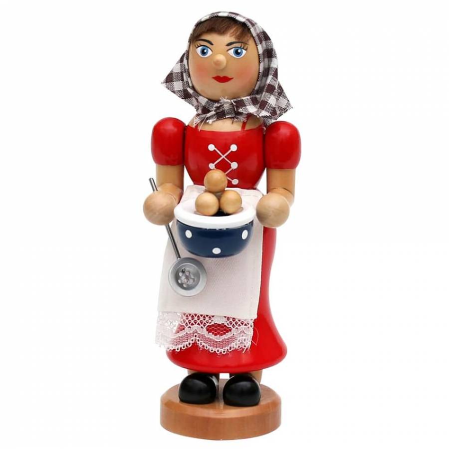 Räucherfigur RäuchermännchenRäucherfrau mit weißer Stoffschürze und karriertem Stoff Kopftuch. Im roten Kleid mit blauer Schüssel mit weißen Punkten voller Klöße. Dazu die Schöpfkelle in der Hand