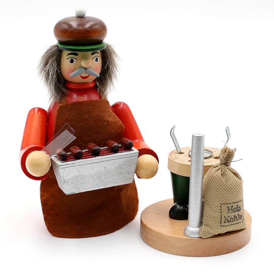 Räuchermännchen Räucherfigur Griller mit Grillzange und Holzkohlesack