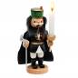 Preview: Räucherfigur mit schwarzen Stifeln, Umhang und Jacke. Weißen Hosen und grünem Hut